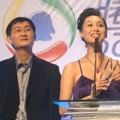 马化腾老婆是谁被扒 揭秘互联网大佬身边的女人