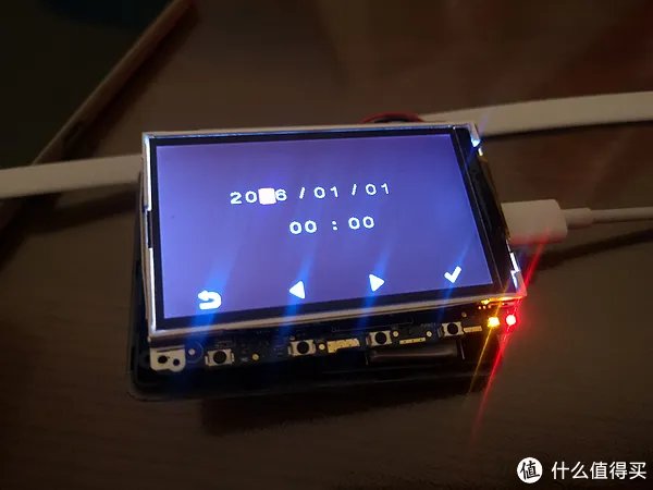 小蚁行车记录仪复活记（简单拆解+换电池）