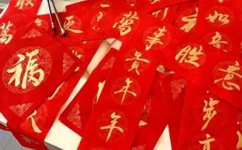 新居落成对联七字