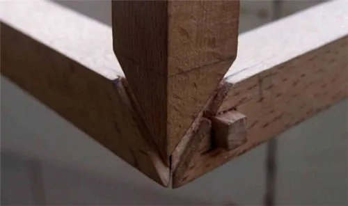 红木沙发价格贵不贵  红木沙发三大选购技巧