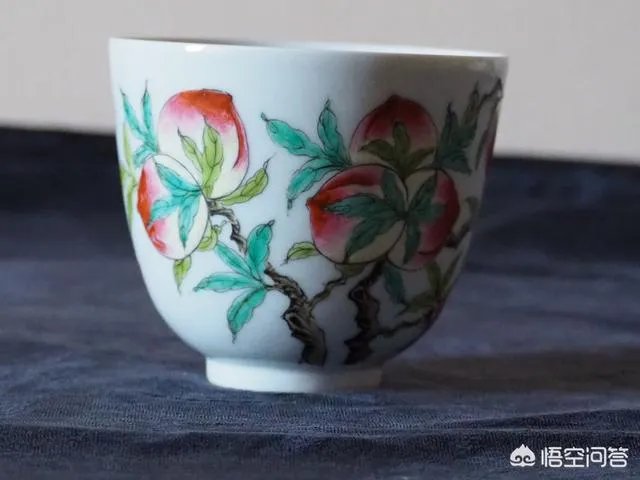 粉彩瓷器的价值到底如何呢?