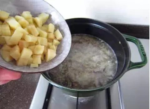 韩国大酱汤的做法是怎样的?