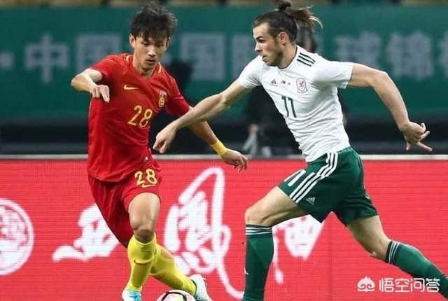 王燊超是中后卫？