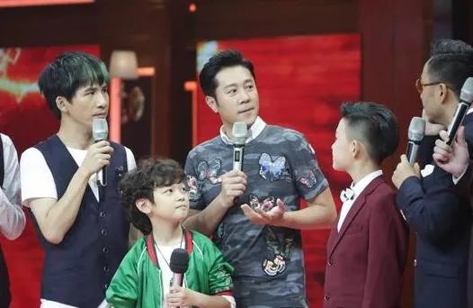 蔡国庆的老婆是谁？其儿子真如传言所说是私生子么？