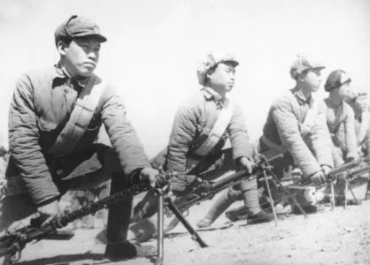 搞笑机枪扫射图片