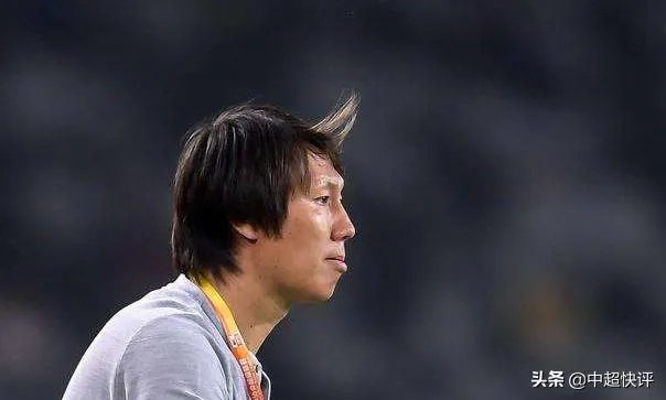 知名足球媒体人袁野爆料称，国足主帅三周后出炉，22冠王领跑，李铁还有机会吗？