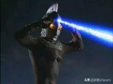 卡欧斯赛文打得过妄想赛文吗?为何?