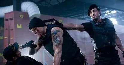 《敢死队3》电影百度影音高清国语版下载观看？