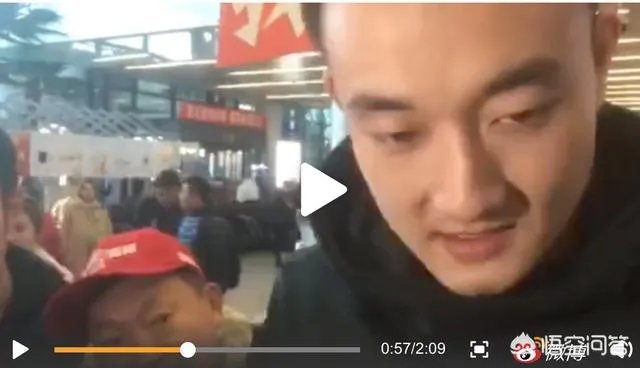 丛明晨今天出院，辽宁男篮的球迷专程到医院欢送！丛明晨能在本赛季回归赛场吗？