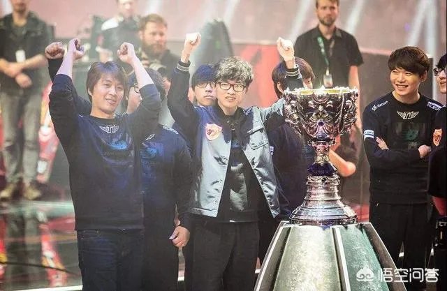 SKT对阵KT出现8级打18级巨大等级差距，现在的SKT究竟有多差？