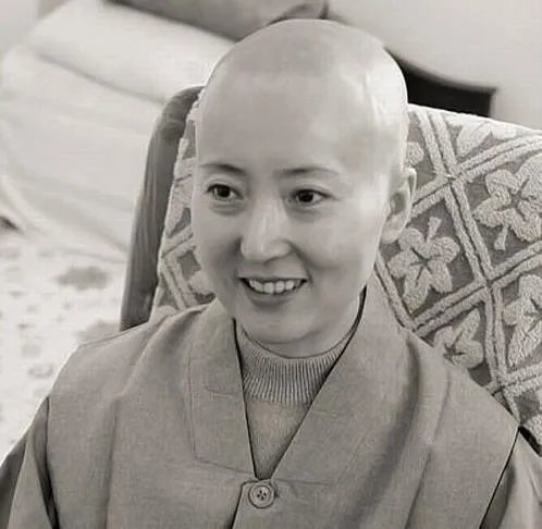 陈晓旭为什么要出家：陈晓旭过于信佛拒绝治疗