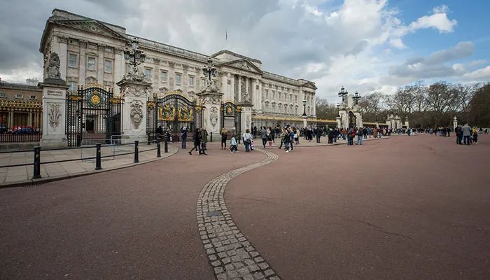 白金汉宫是哪个国家的 白金汉宫属于哪个国家