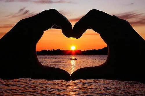 天蝎男和摩羯女谁更爱谁？