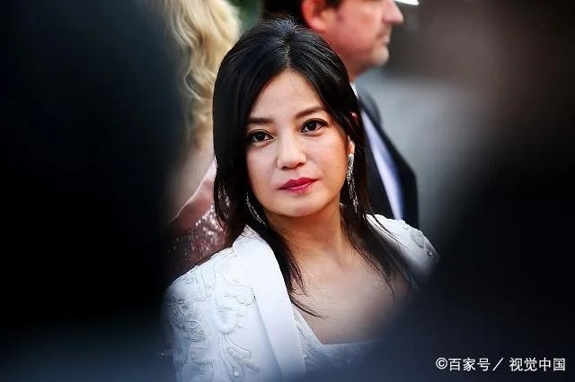 赵薇夫妇禁入证券市场5年，他们的敛财能力有多强？