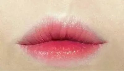唇妆怎么画？三种基础唇妆简单易学