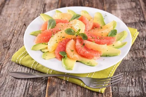 一种水果是天然“减肥药”！这么吃，体重一天天下降