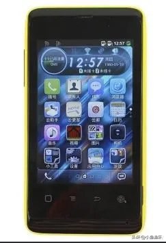 小黄蜂手机是什么品牌的？