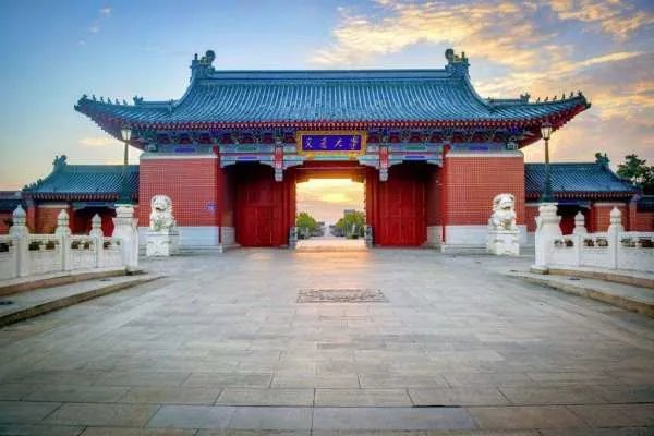 2019年上海交通大学录取分数线是多少分