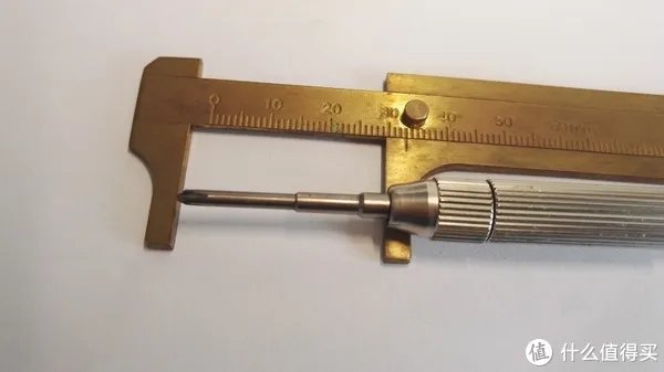 我的那些电动工具们 篇三十五：好用才是硬道理—小评手里在用的四款精修螺丝刀套装