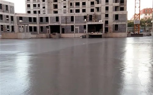 混凝土路面出现裂缝怎么处理