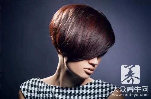  吃什么食物对头发好？