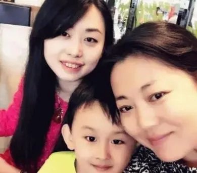 王茜华得了什么病：王茜华老公是谁照片