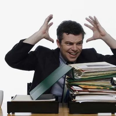 29岁男人突然两个喉结怎么回事