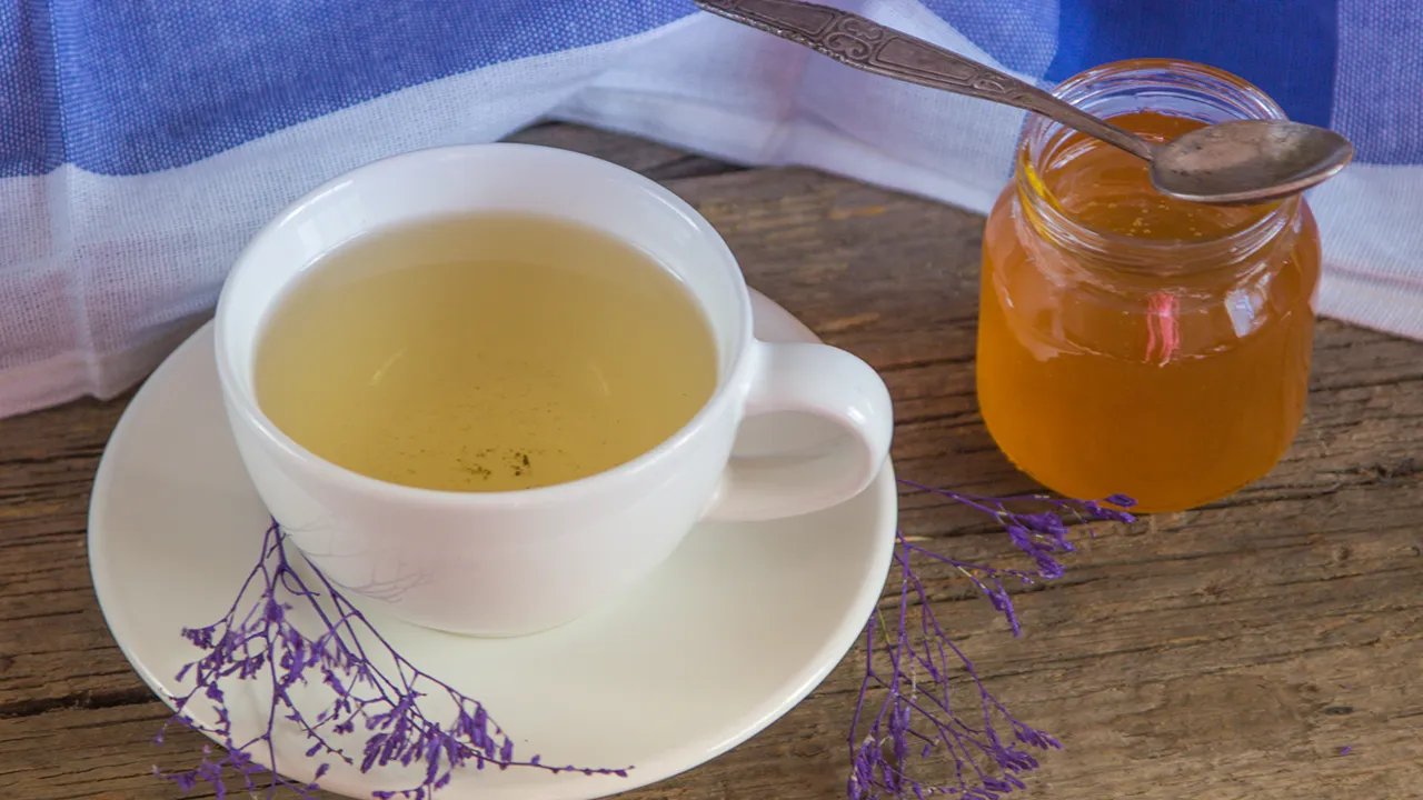 艾草煮水泡脚的功效与作用 艾叶泡脚的十大好处