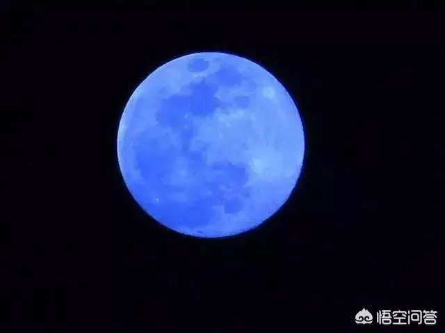 你曾拍过或者见过的最美的月亮是什么样的？