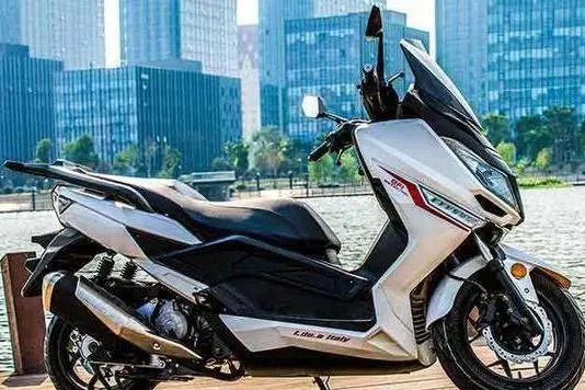 摩托车价格大全踏板摩托车多少钱一辆?