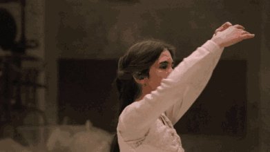 詹妮弗康纳利大尺度剧照:她滚过的床单比你洗过的都多