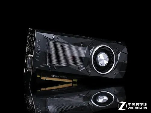 地球最强单芯卡王 NVIDIA TITAN X首测