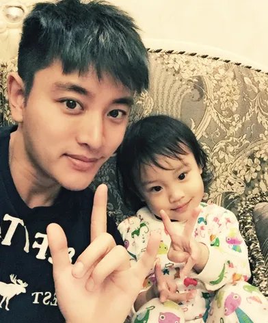 贾乃亮女儿贾云馨什么时候出生的？