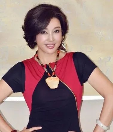 刘晓庆回老家探亲，她的家乡是哪里呢？