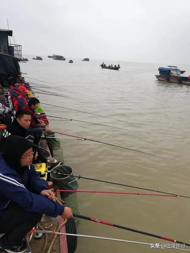 船钓用什么钓具