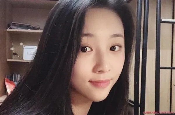 中戏校花葛施敏的家庭背景怎么样？