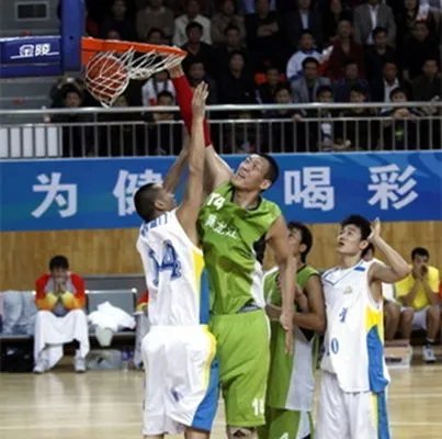 孙明明身高多少？ 其身高改变了命运