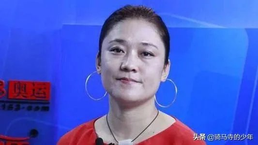 中国最好的乒乓球电视解说员是谁?