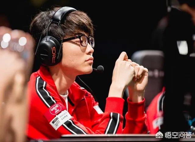 SKT对阵KT出现8级打18级巨大等级差距，现在的SKT究竟有多差？