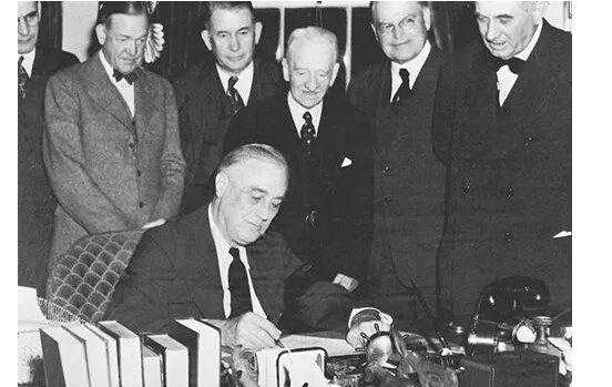 美国四大家族：财富背后的政治野心