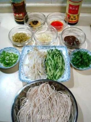 家常美食“干拌面”