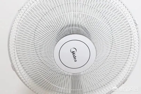 什么方法让风扇叶子不沾尘？