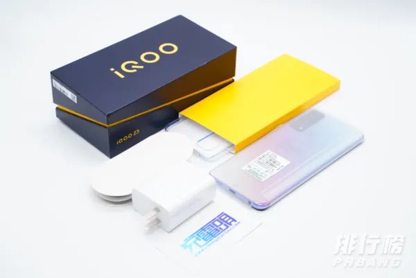 2021年适合老人用的智能手机推荐_2021年老人智能手机排行榜