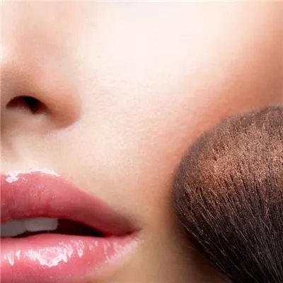 脸发红是怎么回事