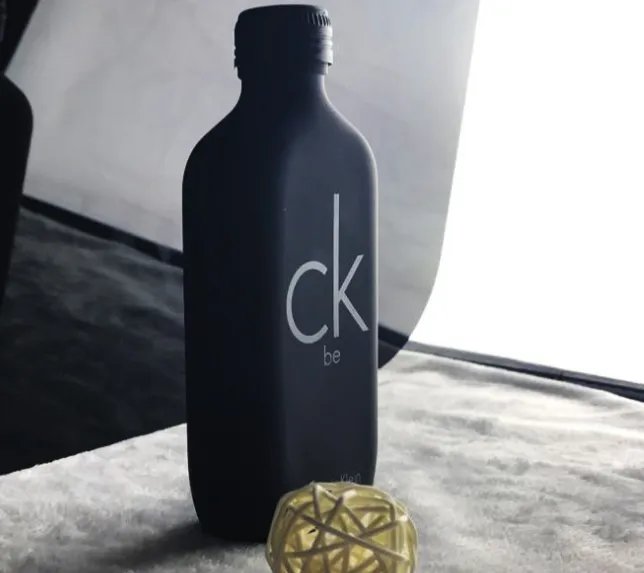 年轻男士香水十大排名,适合男生用的香水牌子