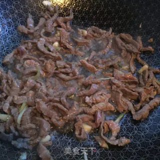青椒炒牛肉