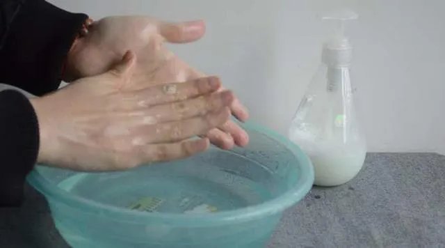 泡沫洗手液怎么做？