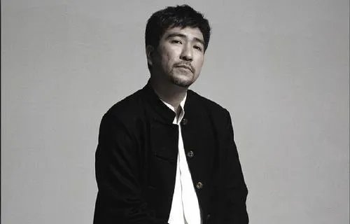 韩红弹古筝的老师王勇 创造现代化的民族音乐