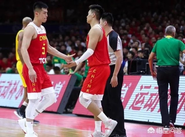 中国男篮70-73巴西，孙铭徽14分钟拿下9分2，方硕39分钟9分，怎么评价？