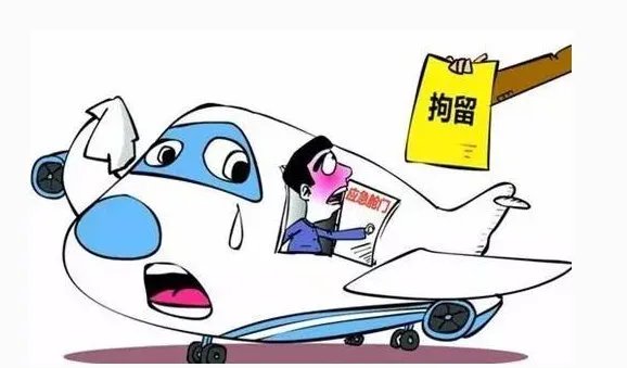 女乘客擅开飞机应急滑梯是怎么回事？